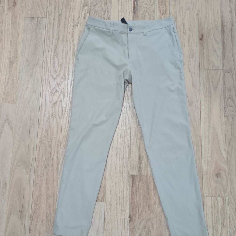 Lululemon Athletica Men's ABC Khaki Chinos
